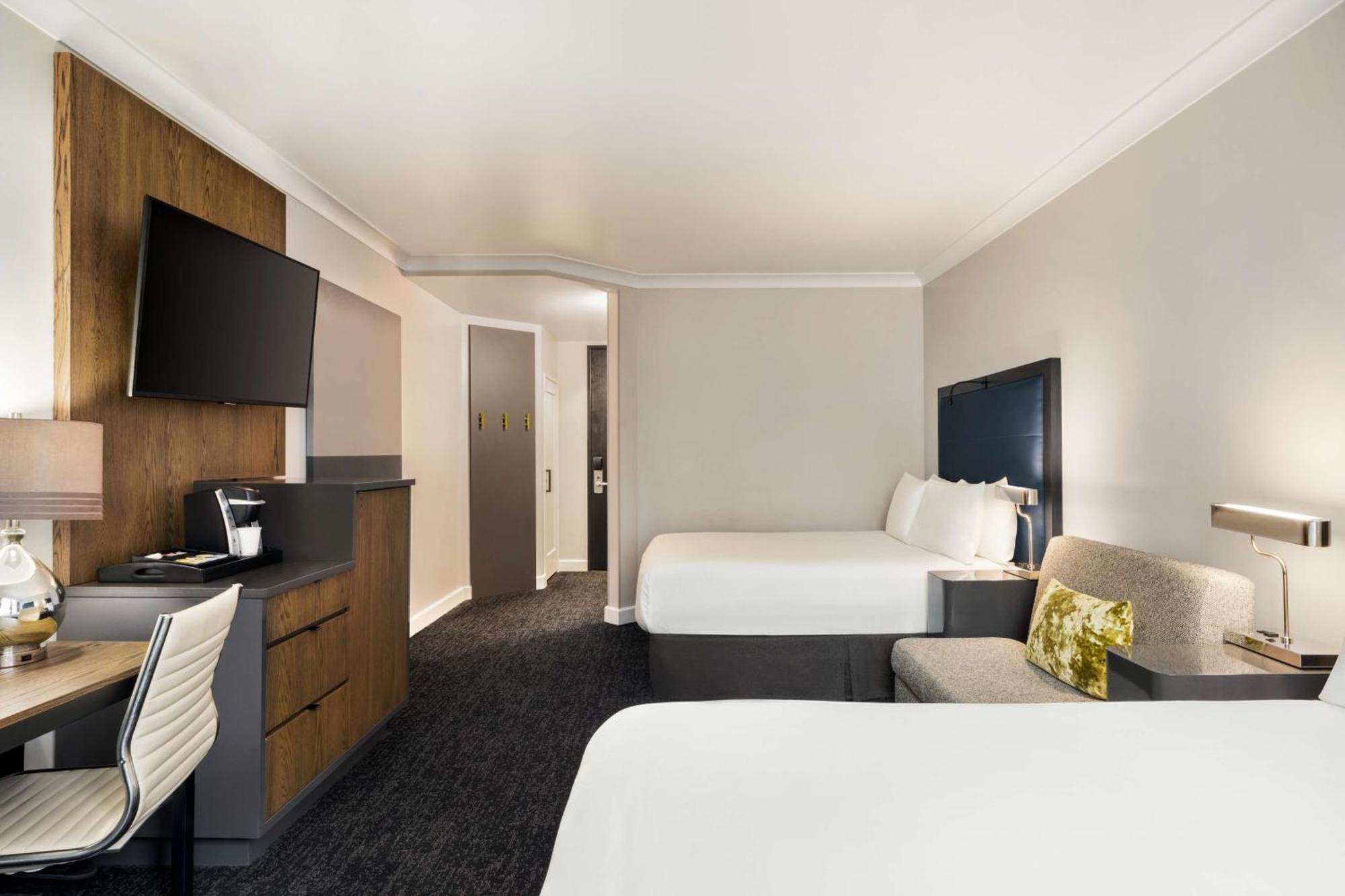 Отель Hilton Motif Сиэтл Экстерьер фото
